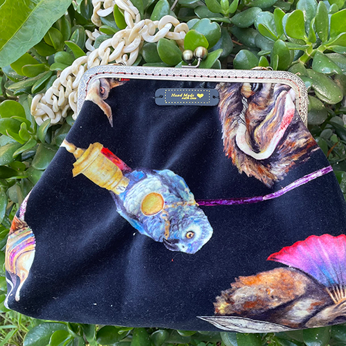 Grande pochette ou petit sac